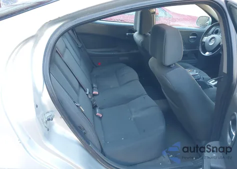 2004 Pontiac Grand Prix Gt1 z USA, uszkodzony, nr VIN 2G2WP522541349042